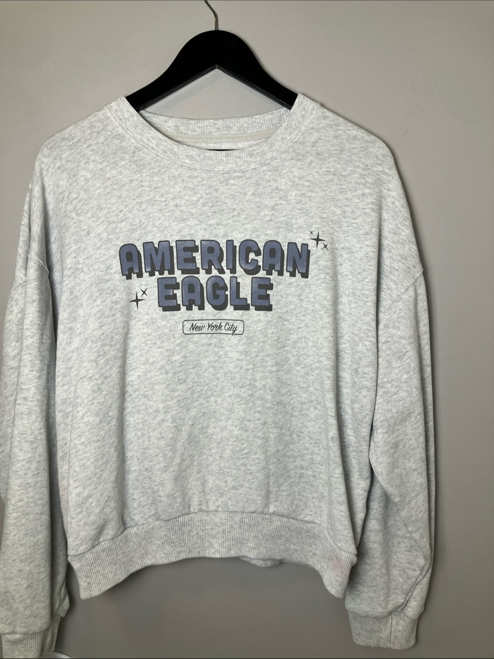 American Eagle Light Gray Graphic Sweatshirt Size Medium Casual Cozy